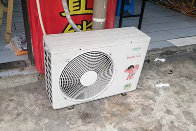 乌拉特中空调突然不制冷只吹自然风怎么办？