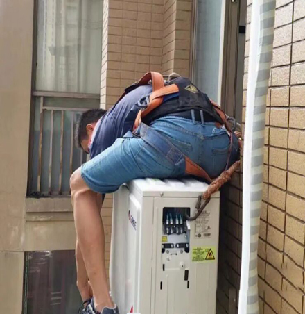 乌拉特中空调移机